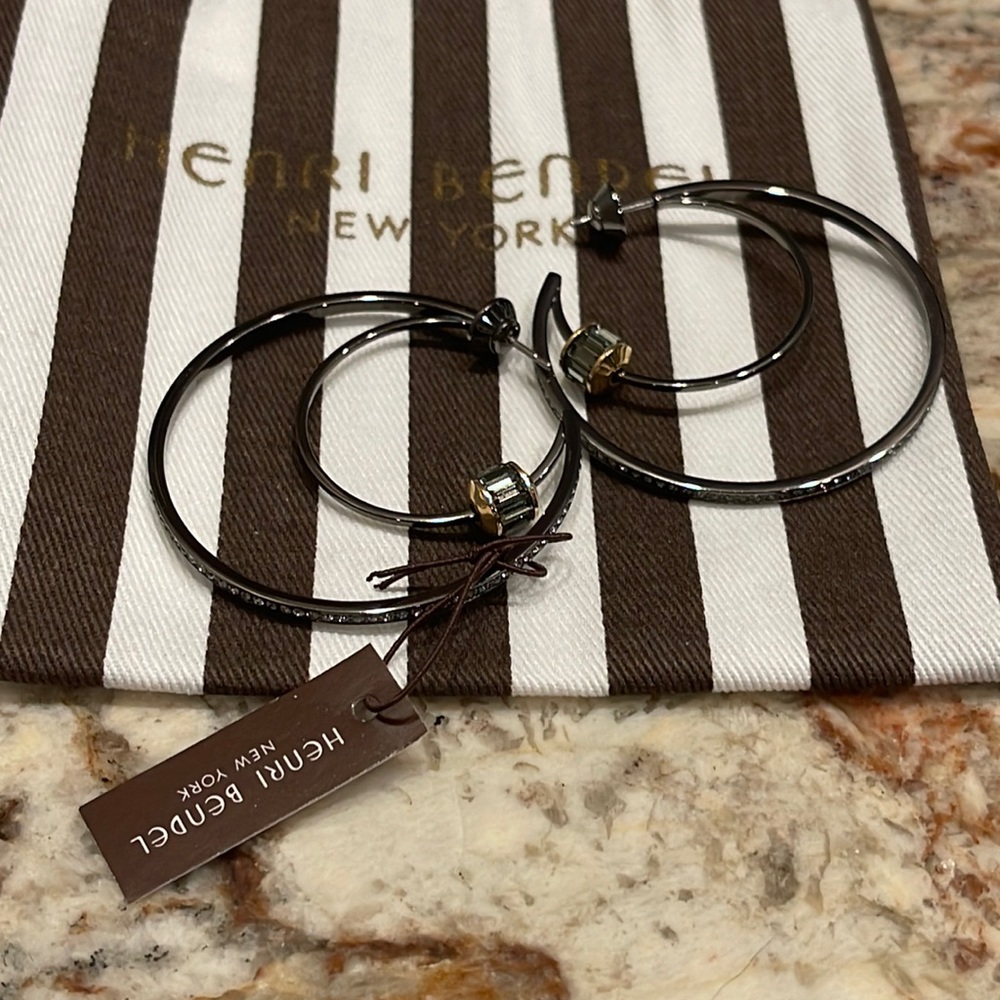 New! Henri Bendel Miss Bendel Rondell Hoops